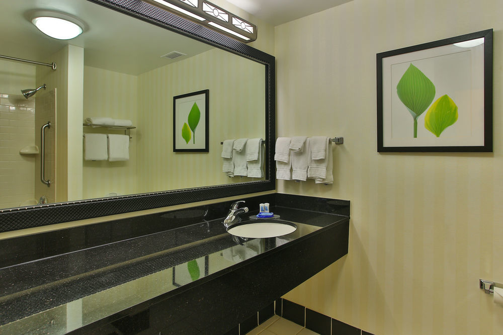 Fairfield Inn And Suites By Marriott San Antonio Northeast / Schertz / Rafb Dış mekan fotoğraf